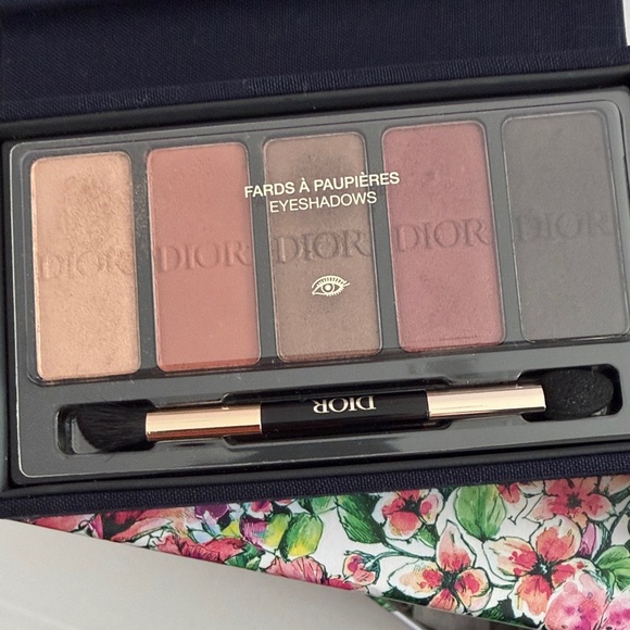 Dior ECRIN COUTURE iconic eye makeup Eyeshadow Palette with pouch, 3 Dior sample - Picture 7 of 12